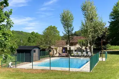 Image de Gite de la campagne avec piscine nouveau