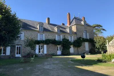 Image de Manoir 4 * Calme, repos et balades dans une magnifique demeure de charme