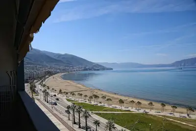 Image de 1 Bedroom Apartment on first line in Lungomare