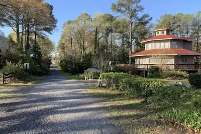 Image de Romantic Chesapeake Bay Lighthouse-Style House Getaway