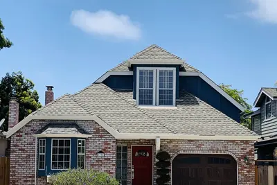 Image de Spacious Capitola Home, Inviting Large backyard, Bbq and minutes to the Beach!