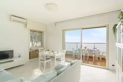 Image de Appartement Elena by Interhome