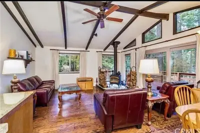 Image de ManVee Lodge at Yosemite - Just 2 miles from the south gate entrance to Yosemite