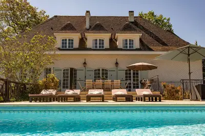 Image de Cottage 50's - 6 chb/4sdb - Piscine, billard, babyfoot & parc privés