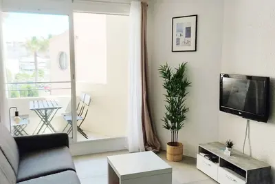 Image de Studio/Piscine/Parking/WiFi/Mer 2min/Le Cap d'Agde