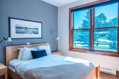 Image de Condo au bord de l'eau avec vue magnifique