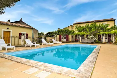 Belle maison à Maillane avec WiFi