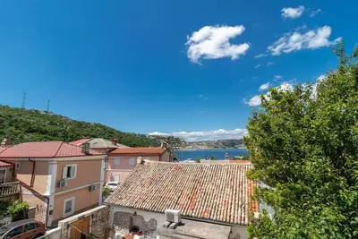 Image de Maison confortable de 2 chambres à.