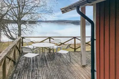 Image de Maison en bord de mer Ă Ludvika avec.