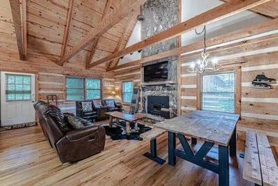 Image de Bear Pause Cabin 3 Br/3ba Amazing Lake View Ev Charger