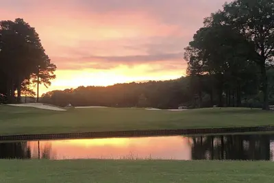 Image de Cozy Lake Retreat in Carolina Trace