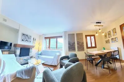 Image de Los Altos de Escarrilla - Tu Casa en los Pirineos - 2 Dorm y 1 Baño 33ba