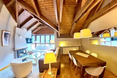 Image de Light penthouse - tucasaenlospirineos