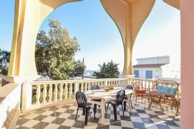 Image de Bel appartement Ă Scoglitti avec WiFi