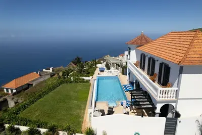 Image de Blue Sea Tower, Luxury Villa, Character, Private Heated Pool. Superb Ocean view