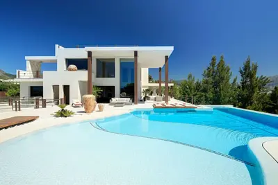 Image de Luxury Villa w/ jacuzzi, pool, golf and sea view. Sleeps up to 21pax