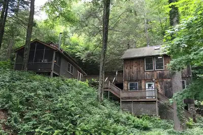 Image de Waterfront House and Artist's Studio in the Woods