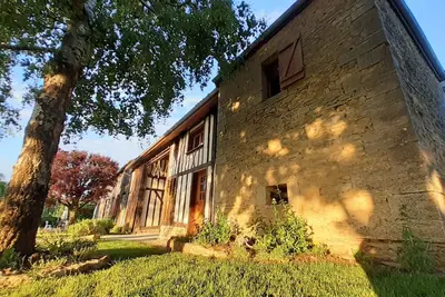 Image de Aux Gites d'Haromagnyl - La Tour