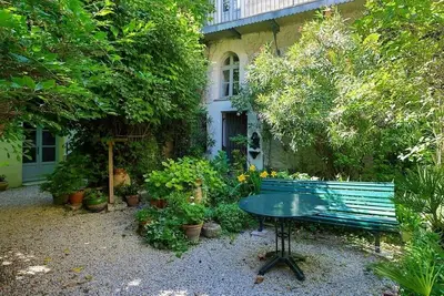 Image de Appartement De Caractere De 78 M2 Dans Cloitre De Couvent 17eme