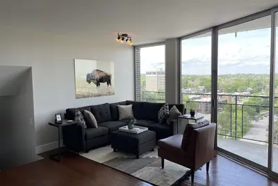 Image de Charming Midtown Condo with amazing views!