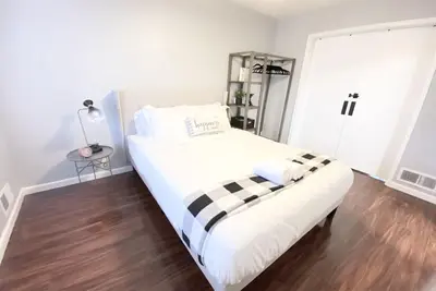 Image de 📣New! ! ! ✨Charming & Cozy Escape Home Away From Home🏡 Perfect for Extended Stay! !