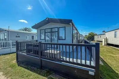 Image de Beautiful 6 berth caravan, nearby beach in Suffolk ref 68016bs