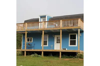 Image de Camels, Blue Cabin and more! Kaleidoscope Ranch