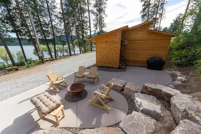 Image de Cozy Duplex Unit - Beautiful Lake Views!