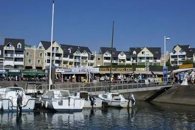 Image de Studio cabine au Port Crouesty de deux à quatre personnes