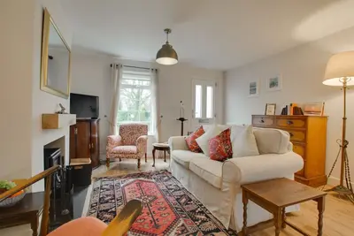 Image de Brook Cottage - Deux Chambres Maison, Couchages 4