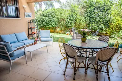 Paradise House - Spacious And Serene