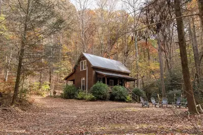 Image de 3br Creekside Cabin in Appalachian Mountains! -Dog Friendly, Woodstove, Firepit