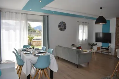 Image de Magnifique villa climatisée avec piscine chauffée.