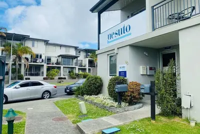 Image de 2 Bedroom Apartment at Nesuto Newhaven