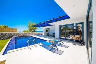 New 2 Bedroom Villa with Secluded Pool and Large Garden, in Uzumlu near Kalkan