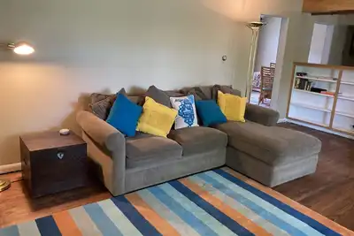 Image de Historic Hinsdale Long Term Fully Furnished Home