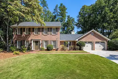 Image de Big Beds for Everyone! Braves Stadium only 2. 5 miles away!