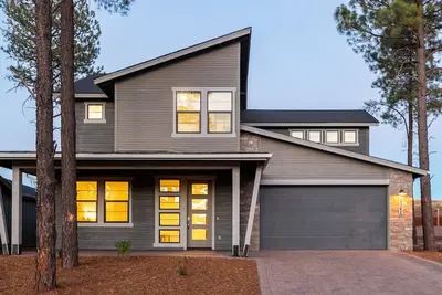 Image de Flagstaff Escape: New Home w/ eight person hot tub, pool table, and game room