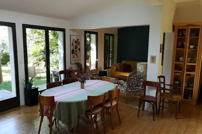 Image de Belle échoppe bordelaise avec jardin bucolique proche commerces