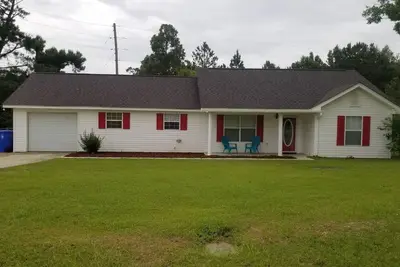 Image de Great property for folks on short term work assignments. Completely furnished.