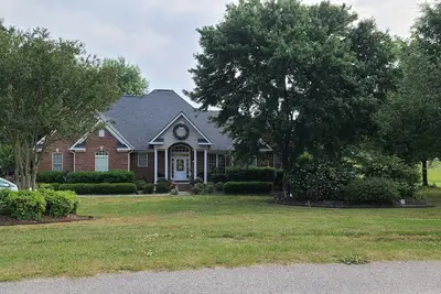 Image de Pet friendly 2nd floor.