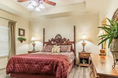 Image de Penthouse Branson Condo at Thousand Hills with Elevator and Golf Views near 76