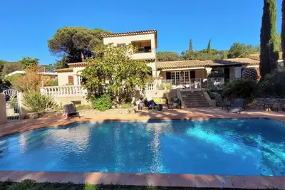 Image de Villa provençale, piscine privée, plage de Pampelonne à pied