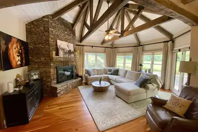 Image de Gated Highlands home w/ Lake & Golf View and new Hot Tub