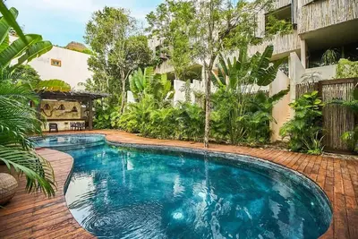 Image de Eco-Chic Condo: Private Pool, Bikes, Near Beach