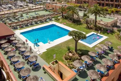 Image de Beachfront and sea views in Pyr Fuengirola