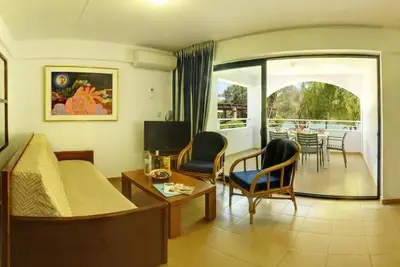 Image de Helion Resort - One Bedroom Duplex Apartment surrounded by beachside gardens