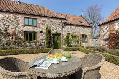Image de Long Barn - sleeps 14 guests in 7 bedrooms