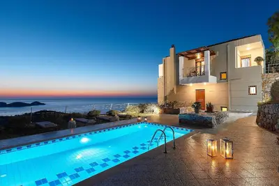 Image de Maison de vacances Roumeli pour 1 - 8 personnes avec 3 chambres à coucher - Maison de vacances