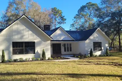 Image de 1 minute to Wec Ocala! Beautiful remodeled home